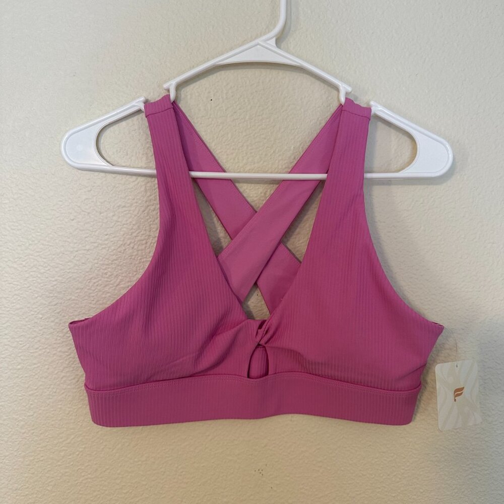 Fabletics Oasis Twist Rib Sports Bra